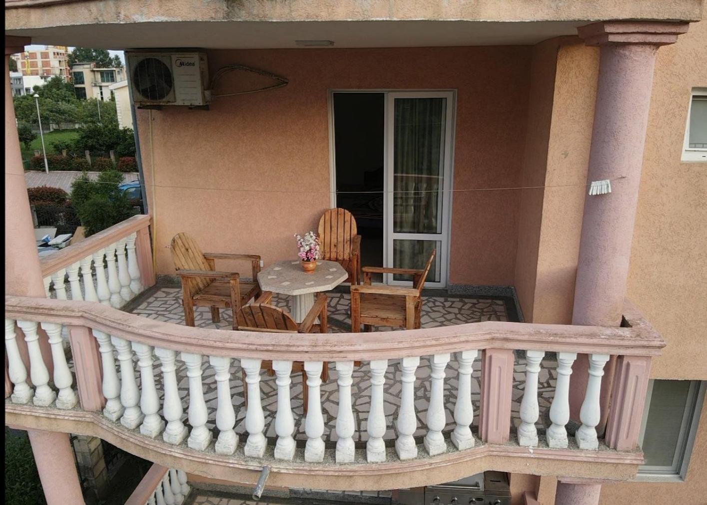 Kurt Apartaments Ούλτσιν Εξωτερικό φωτογραφία